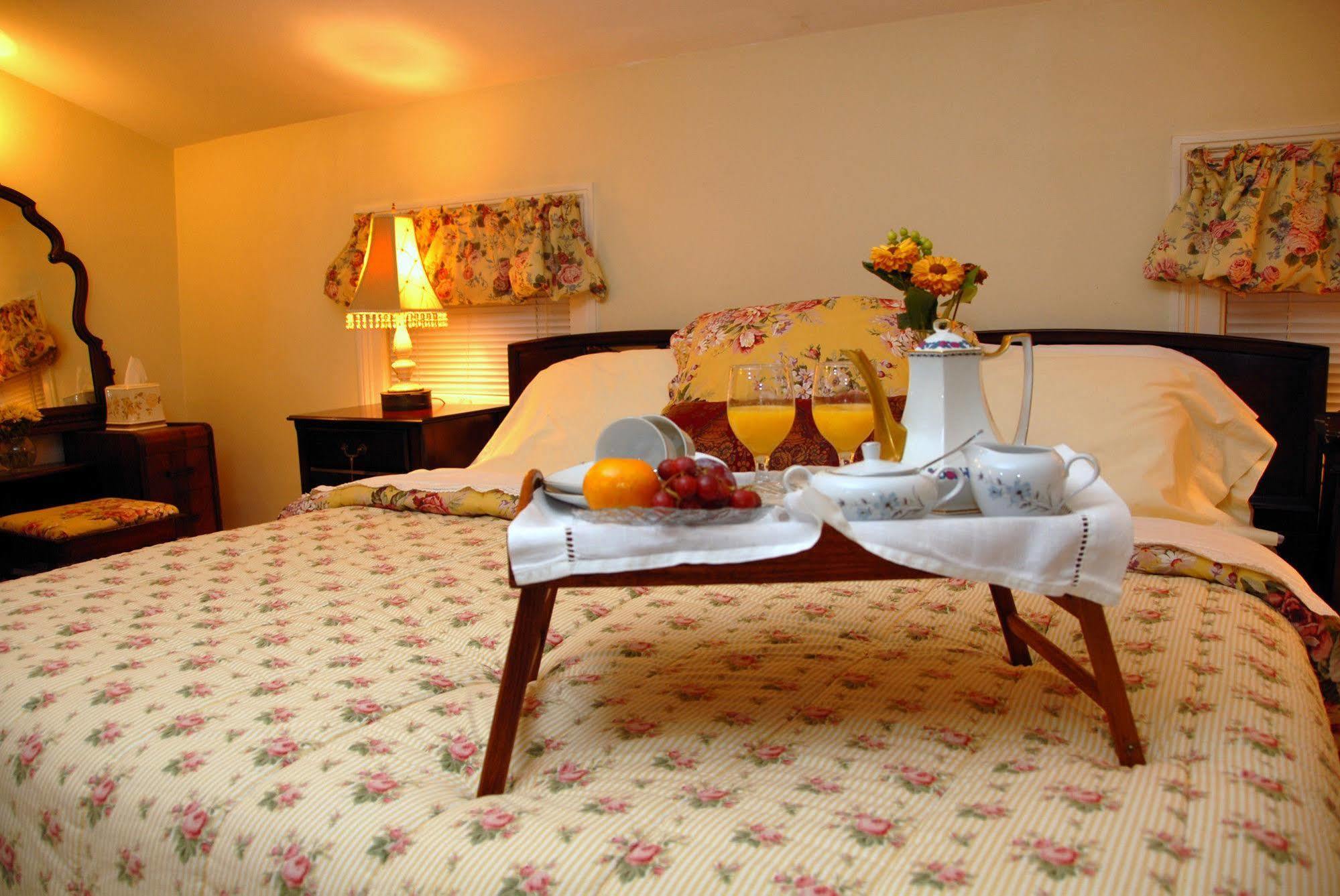 Arbor View House Bed And Breakfast East Marion Ngoại thất bức ảnh