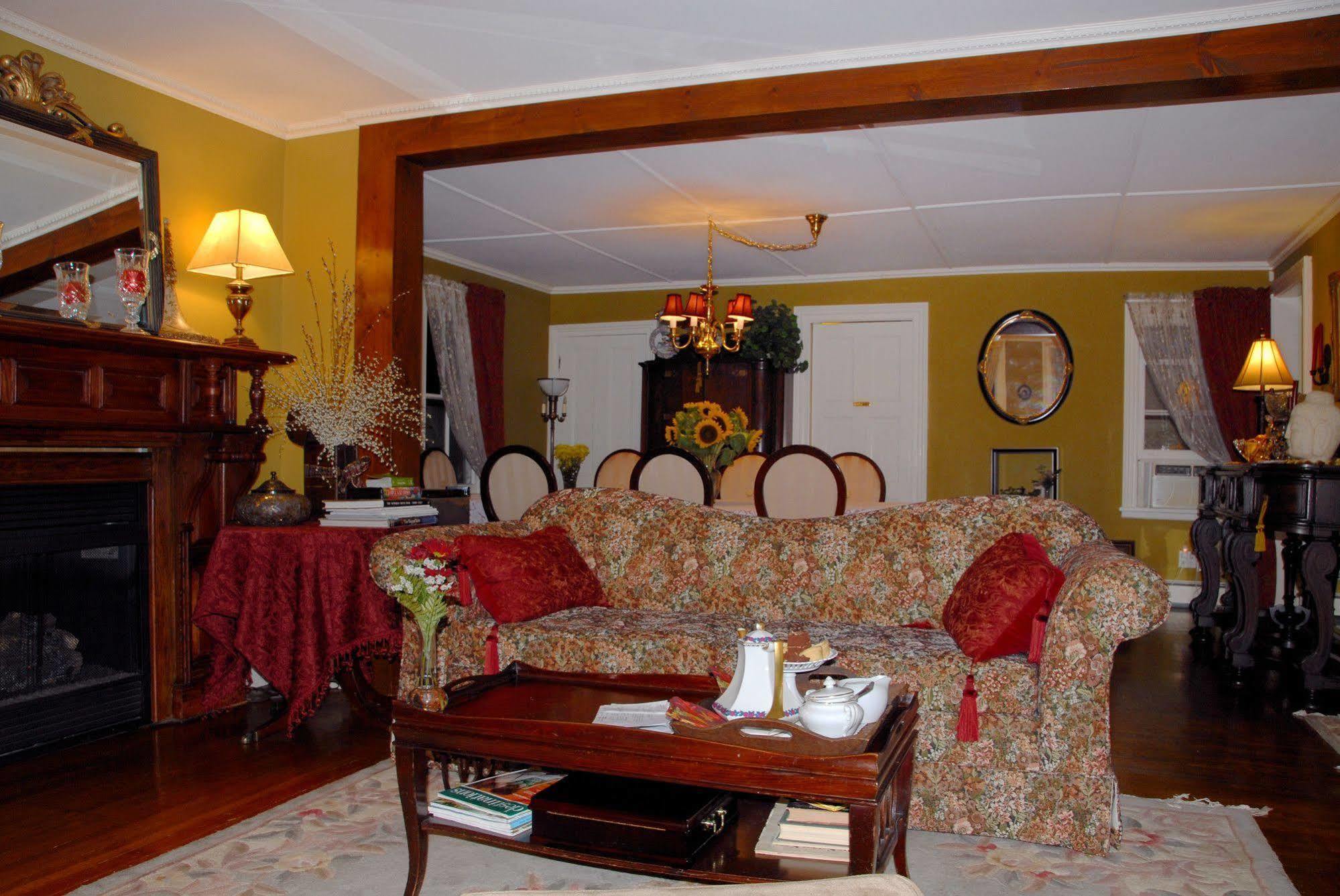 Arbor View House Bed And Breakfast East Marion Ngoại thất bức ảnh